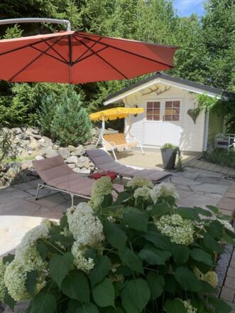 Sonnliegen im Garten