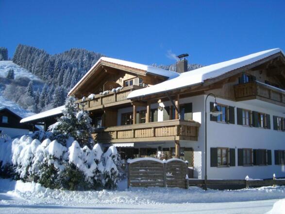 Haus im Winter