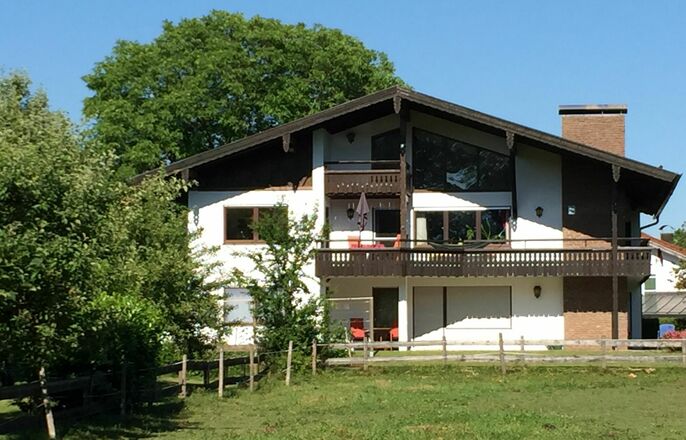 Außenansicht auf die Terrasse der Ferienwohnung