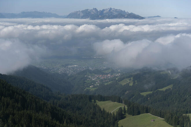 Wolkenmeer über Fraxern  (c) Martin Vogel / Vorarlberg Tourismus