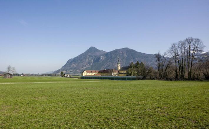 Ausblick auf das Kloster Reisach