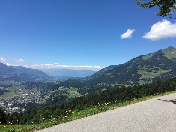 Etappe 3: Panorama am Ludescherberg Richtung Walgau