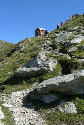 Der steile Anstieg zur Hütte