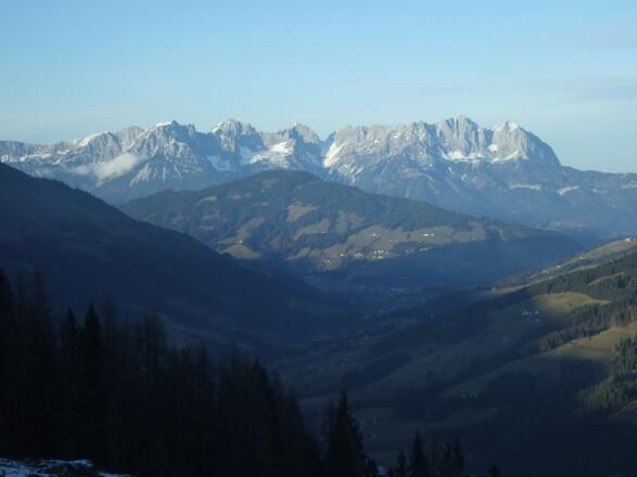 Blick vom Gampenkogel zum Wilden Kaiser nach Norden