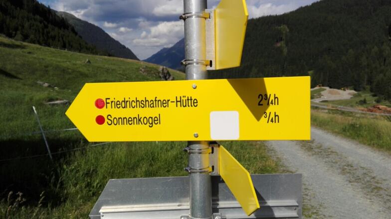 Abzweig zum Aufstieg