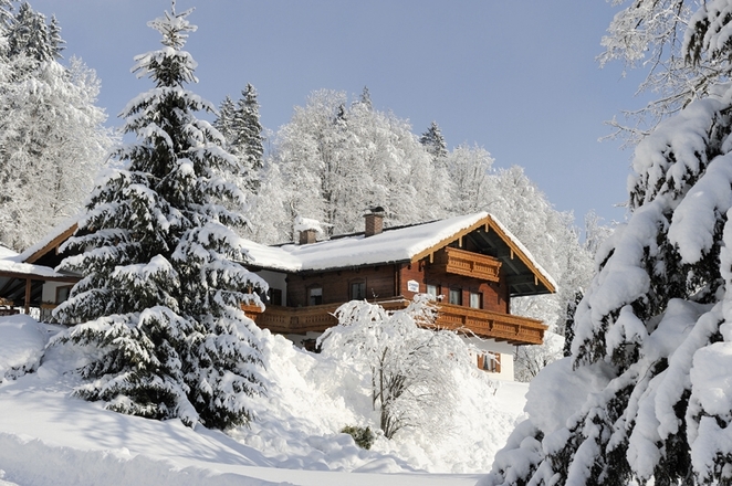 Ein herrlicher Wintertag im Gästehaus Göllblick