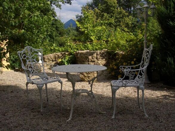 Terrasse Grillplatz Ferienwohnung Hofmann