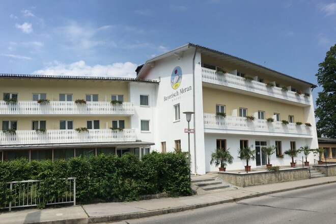 Hotel Bayerisch Meran - Hausansicht