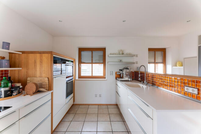 Großräumige Küche