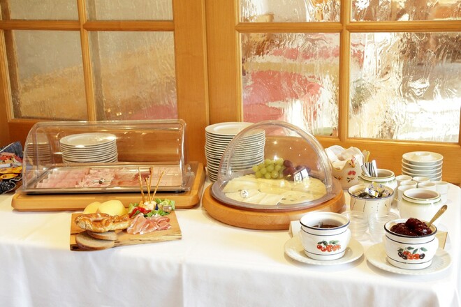 Hotel Gasthof Alt Fürstätt - Frühstücksbuffet