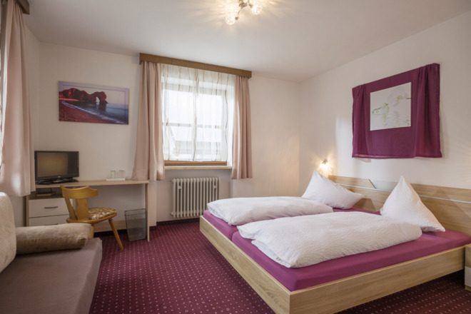 geräumiges Doppelzimmer