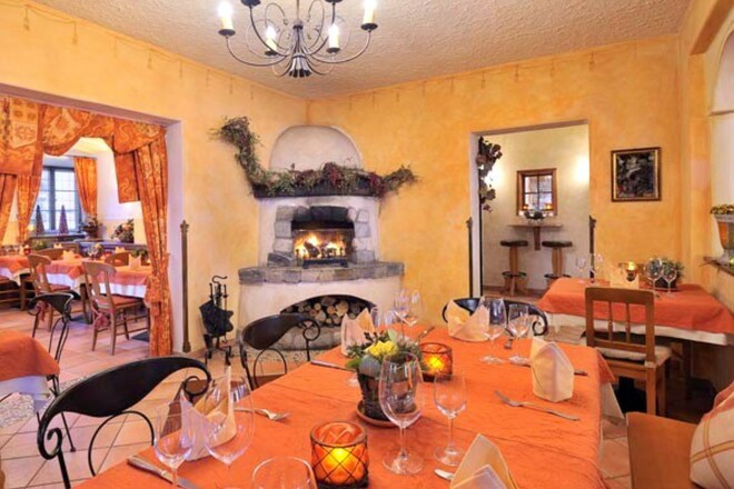 Bernhard&#039;s im Seebacher Haus, Oberaudorf - Kaminstube