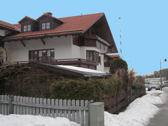 Hausansicht Winter