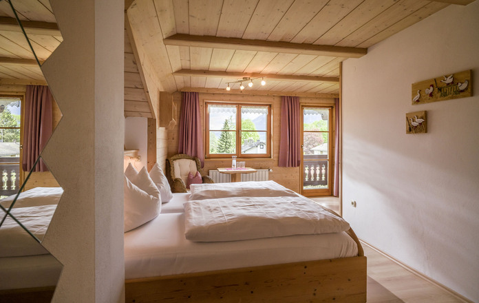 gemütliches Schlafzimmer in der 2-Zimmer-Ferienwohnung