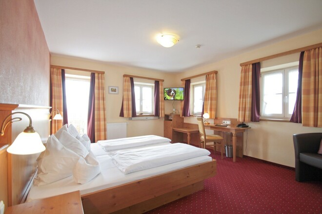 Landhotel &amp; Wirtshaus beim Has&#039;n - Zimmerbeispiel