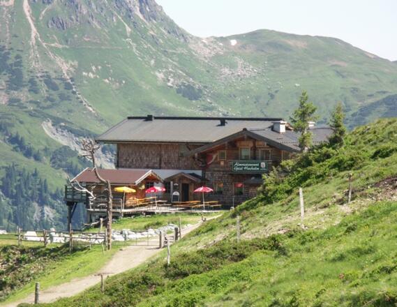 Geisel Hochalm - erste Einkehrmöglichkeit