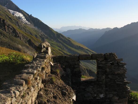 Ruine Gästehaus aus der Ära Mainzer Hütte