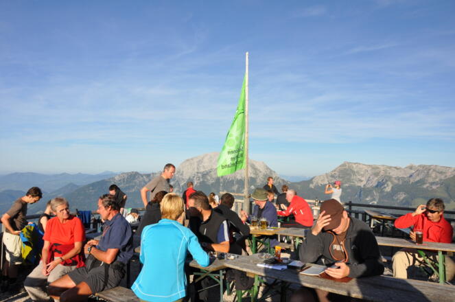 Die Terasse am Watzmannhaus - eine sensationelle Aussichtspattform