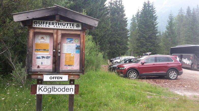 Zustieg ab Parkplatz und Bushaltestelle Köglboden