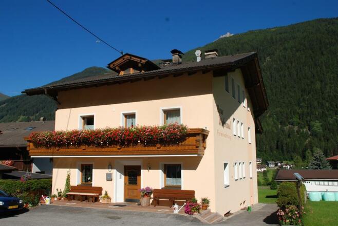 Haus Richtung  West