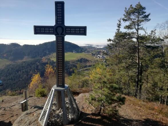 Haiderberggipfel mit St. Leonhard