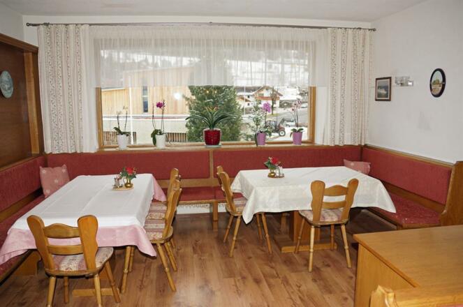 Haus Alpina, Speisezimmer