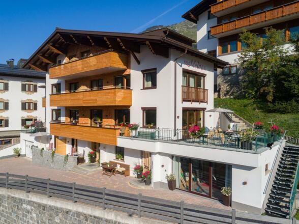 HAUS MELITTA Trrasse vorne neu