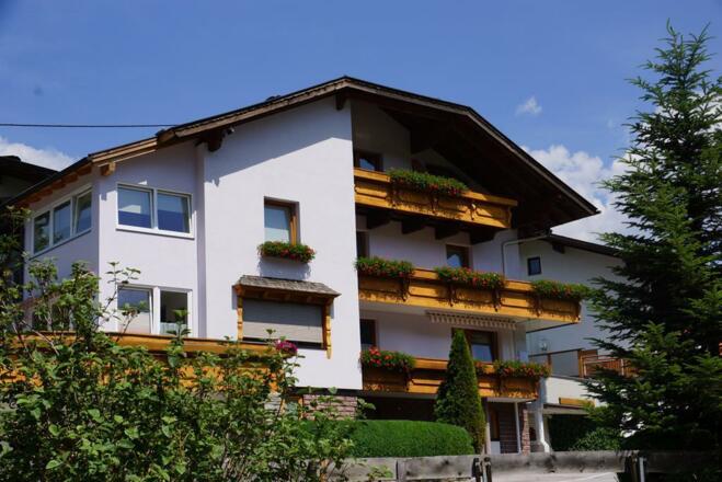 Haus Alpina, Außenansicht 2