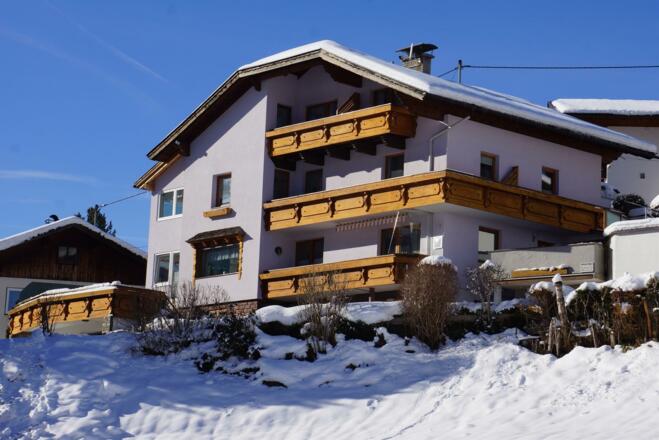 Haus Alpina, Außenansicht W