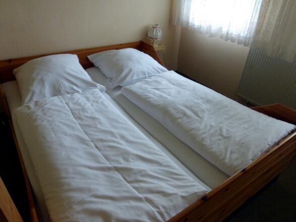 Zimmer mit Betten