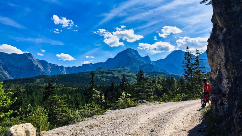 Auffahrt zum Gschirrsattel