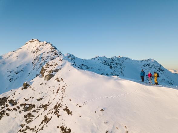 Kurz vor dem Gifpel auf der Breitfurgga mit dem Riedchopf im Hintergrund.