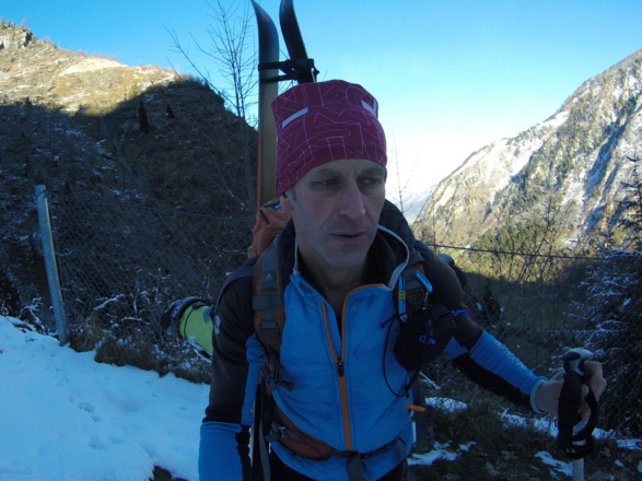 vom Tal weg sind die Ski im Herbst meist zu tragen