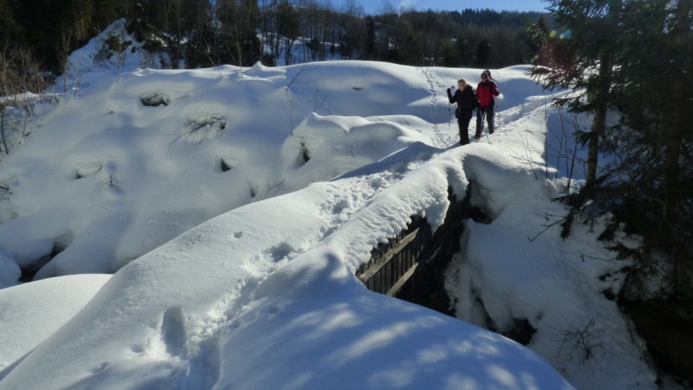 Schneeschuhwandern macht Spaß