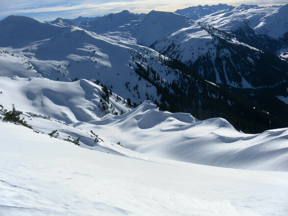 Tanzkogel links und Gamskogel rechts aus dem Gerstinger Joch