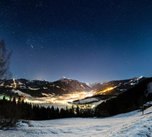 Nachtaufnahme Aigenberg Richtung Flachau