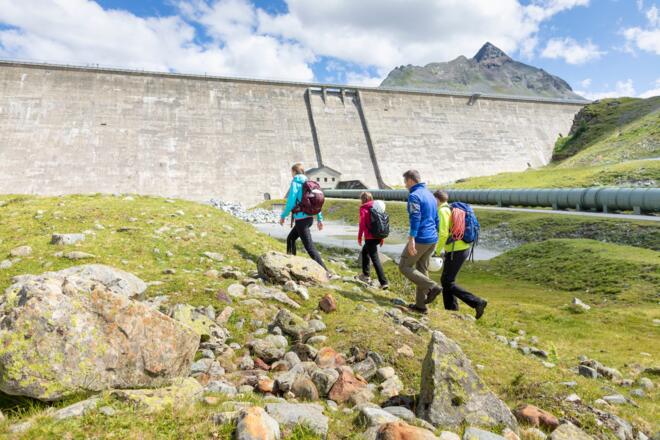 Zustieg zum Staumauer-Klettersteig Silvrettasee
