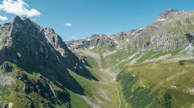 Blick auf den Klettersteig der Madrisella