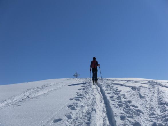 an der Gipfelkuppe