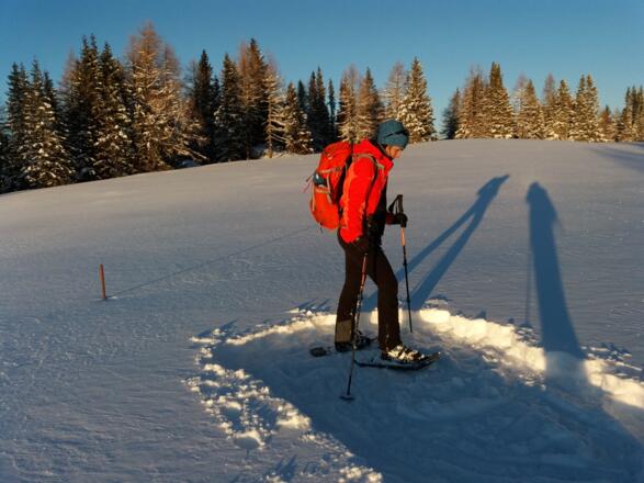 Auf dem Gipfel wird spaßeshalber der Boden geplättelt.