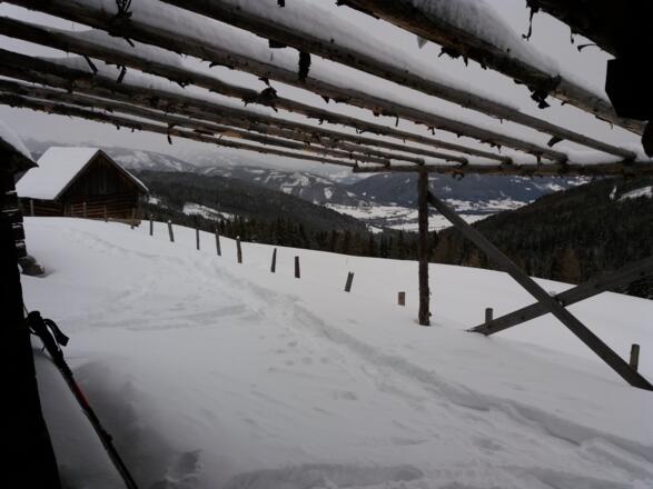 Esseralm, 1593 m Ausblick vom Sitzplatz_Samstag, 30. Dezember 2017 14:03:36