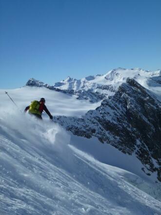 Abfahrt durch die Hochfirst-Nordflanke