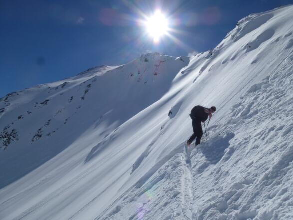 Perfekte Spitzkehrentechnik ist Voraussetzung