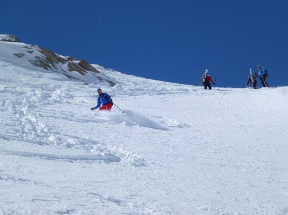 Wenn dieser Hang im Aufstieg gehalten hat, dann sollte er dies grundsätzlich auch in der Abfahrt tun.