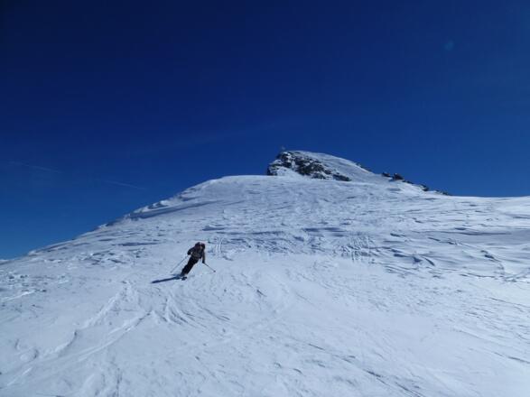 Abfahrt vom Gipfel des Hinteren Seelenkogels 3470m