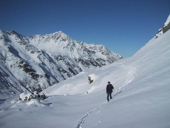 Querung zur Mölser Scharte, dahinter Malgrübler