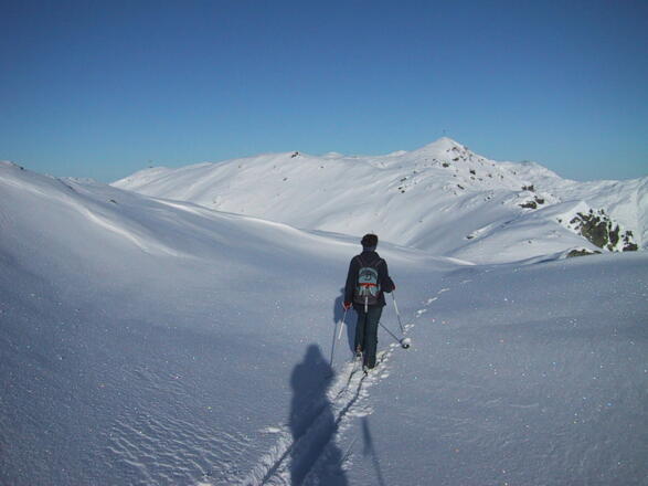 Gipfel rechts und Kreuz links