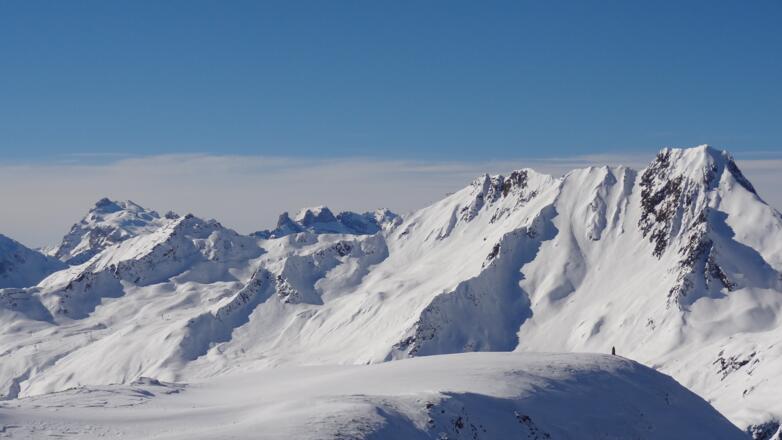 Fellimännle Gipfel mit Steinmännle vom Silbertal im Montafon