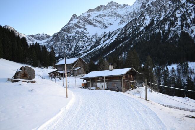 Blick zurück auf dem Weg ins Höfle
