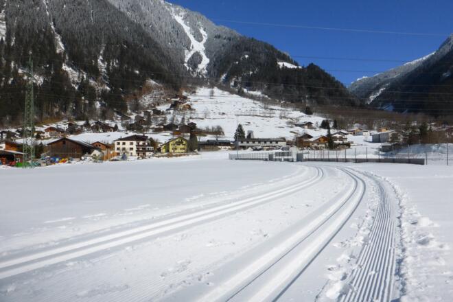 Mountain Beach Runde höhe Fussballplatz
